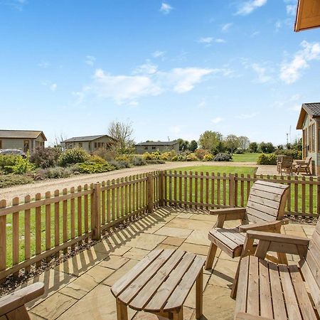 Lode Hall Lodges Upwell Extérieur photo