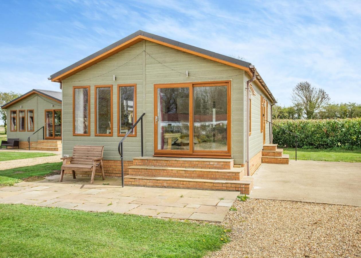 Lode Hall Lodges Upwell Extérieur photo