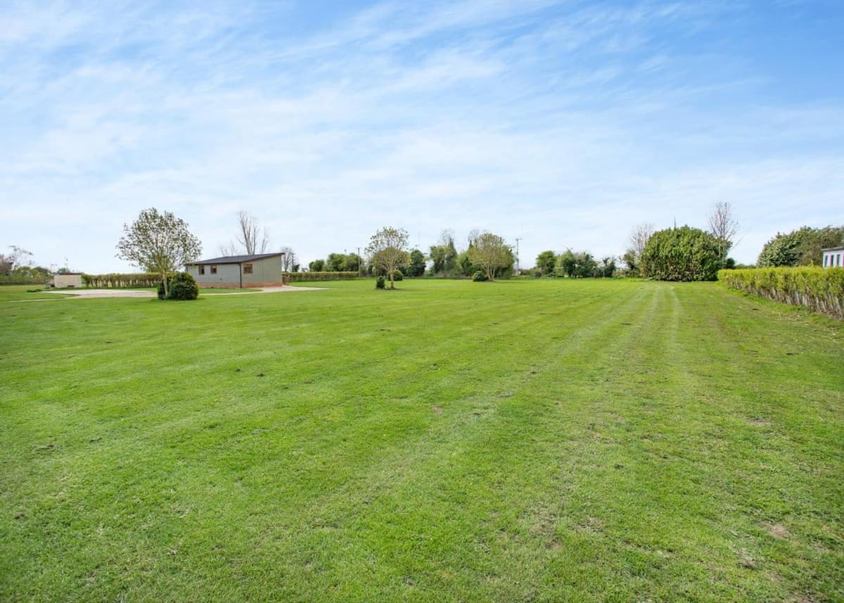 Lode Hall Lodges Upwell Extérieur photo